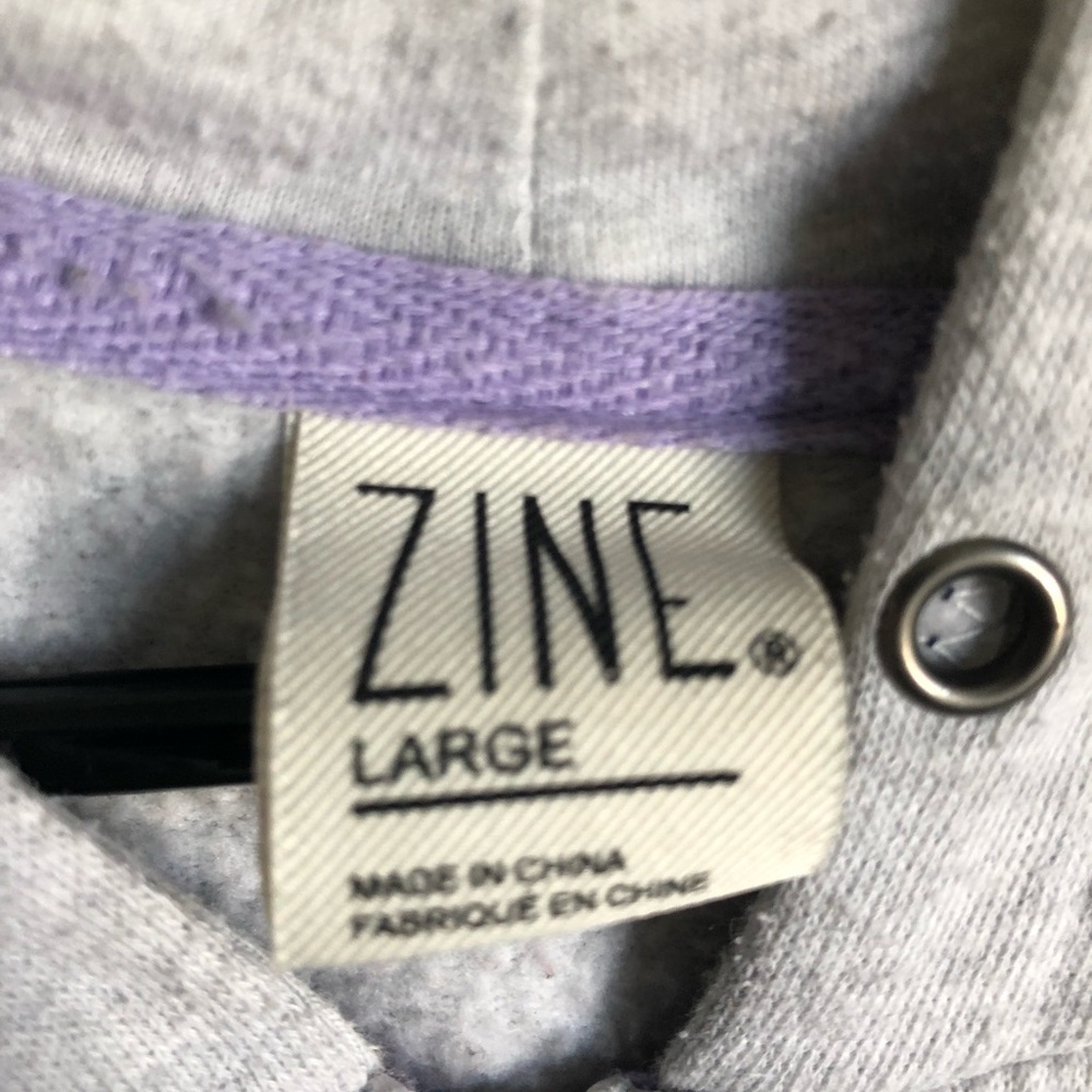 Sweatshirt - Picture 2 of 2